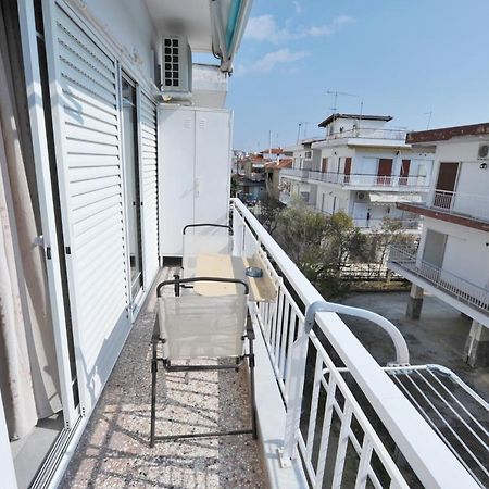 Themis 40 Steps From Beach Paralia Dionysiou Exterior foto
