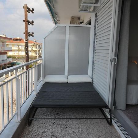 Themis 40 Steps From Beach Paralia Dionysiou Exterior foto