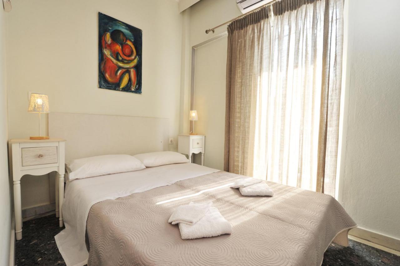 Themis 40 Steps From Beach Paralia Dionysiou Exterior foto
